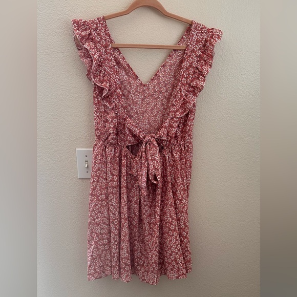 Pink floral tie back dress - Picture 2 of 2